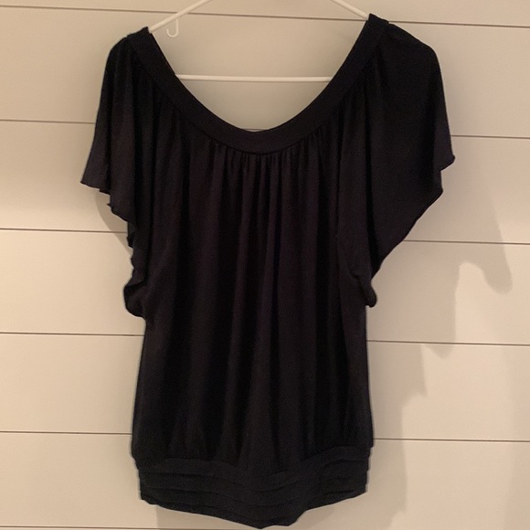 Express Black Top - Picture 6 of 7